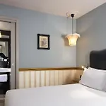 Les Plumes Hotel