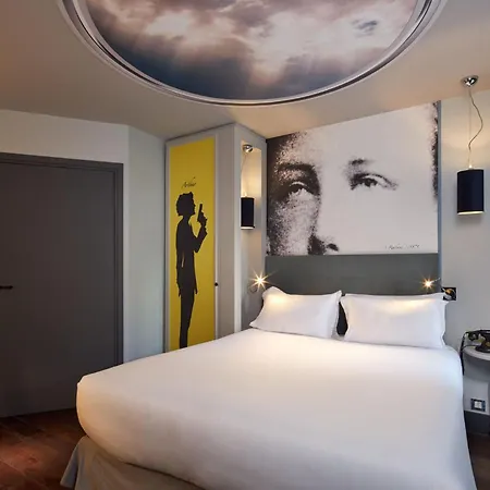Les Plumes 4* Paris